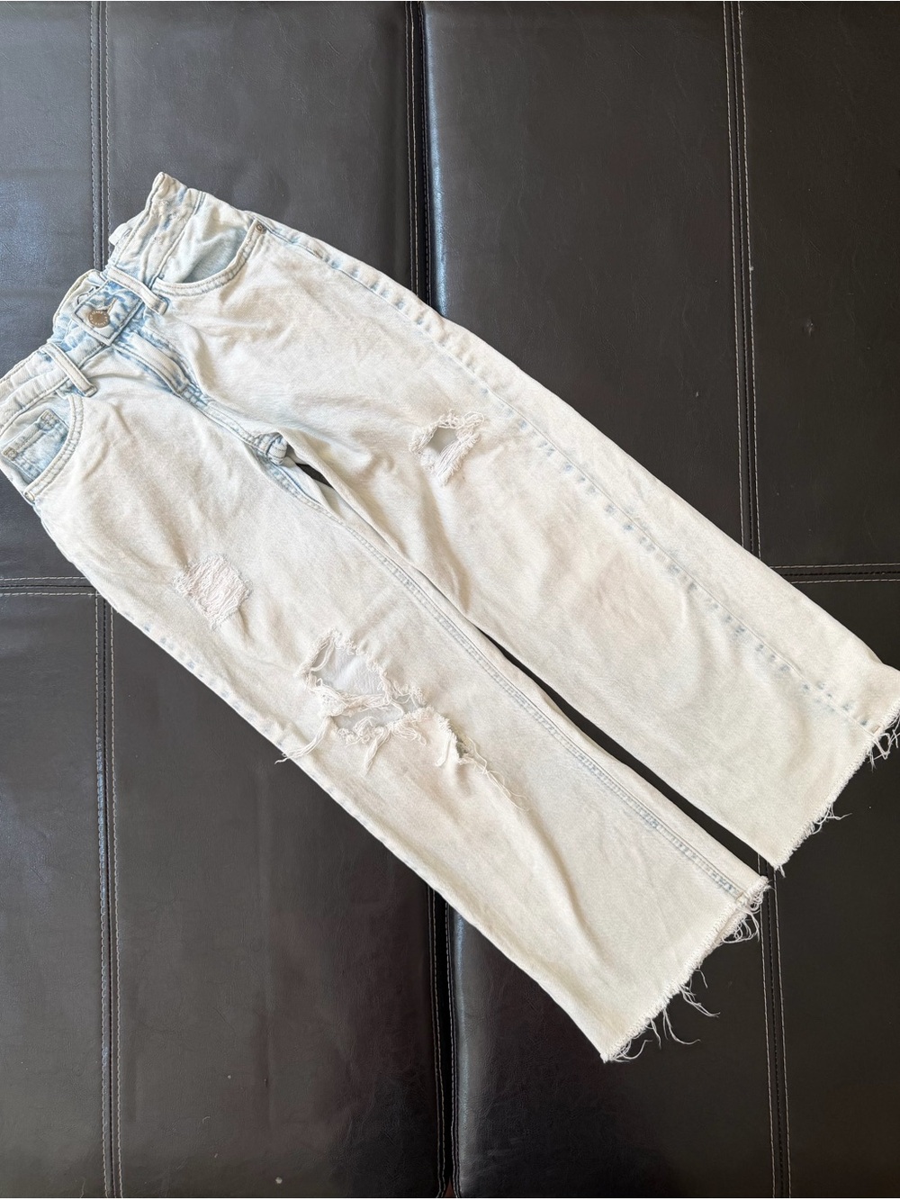 Art Class - Girl’s Light Acid Wash Distressed Jeans